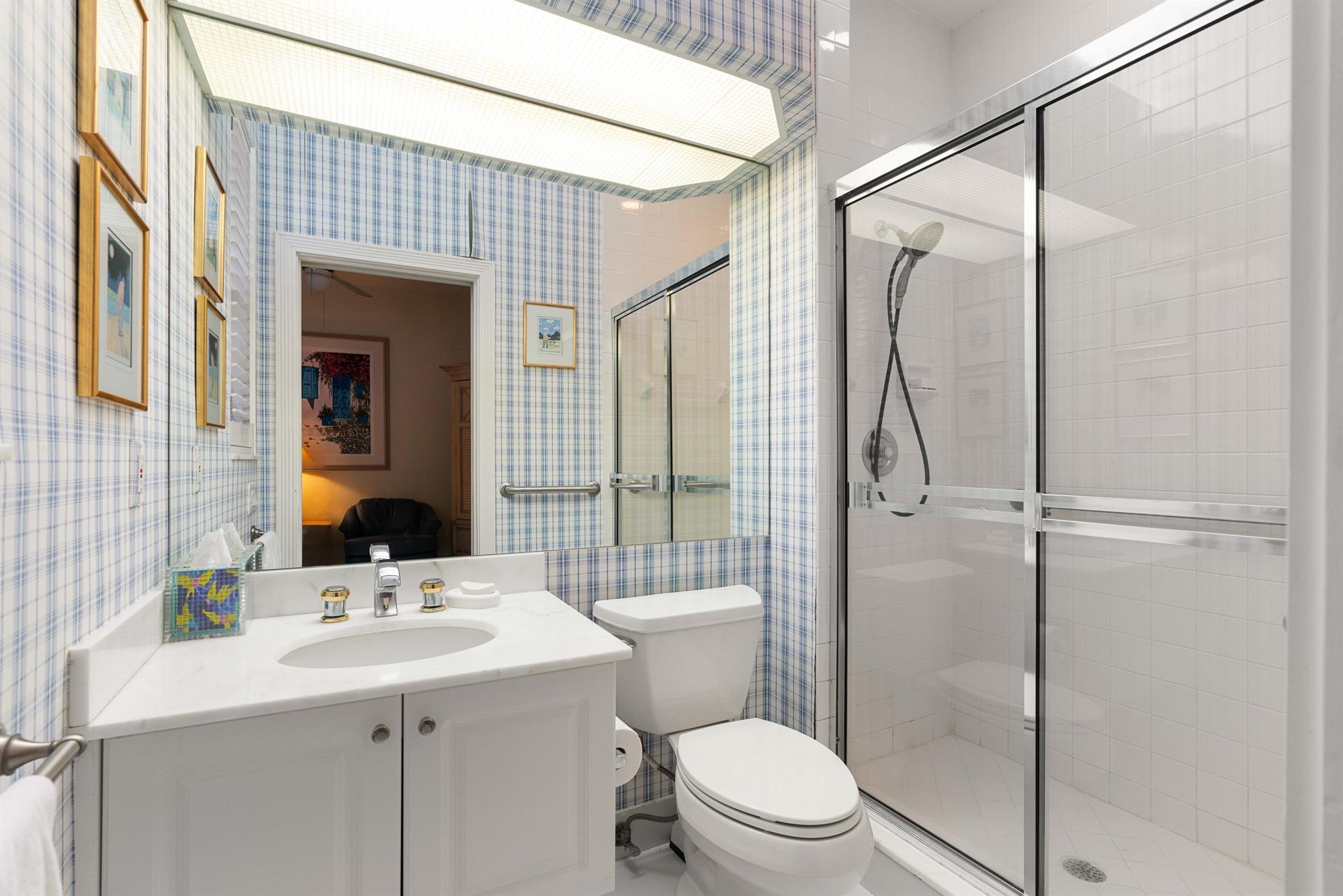 Admirals Cove - Residential