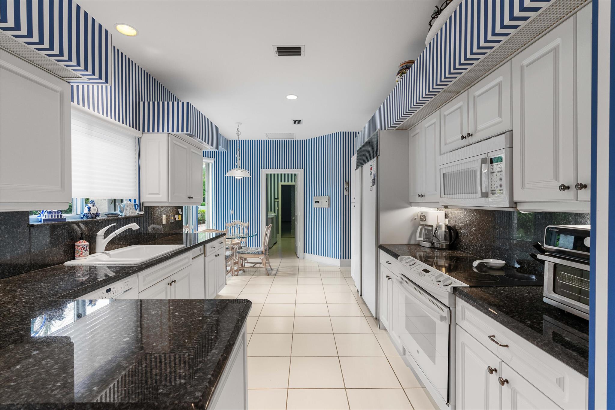 Admirals Cove - Residential