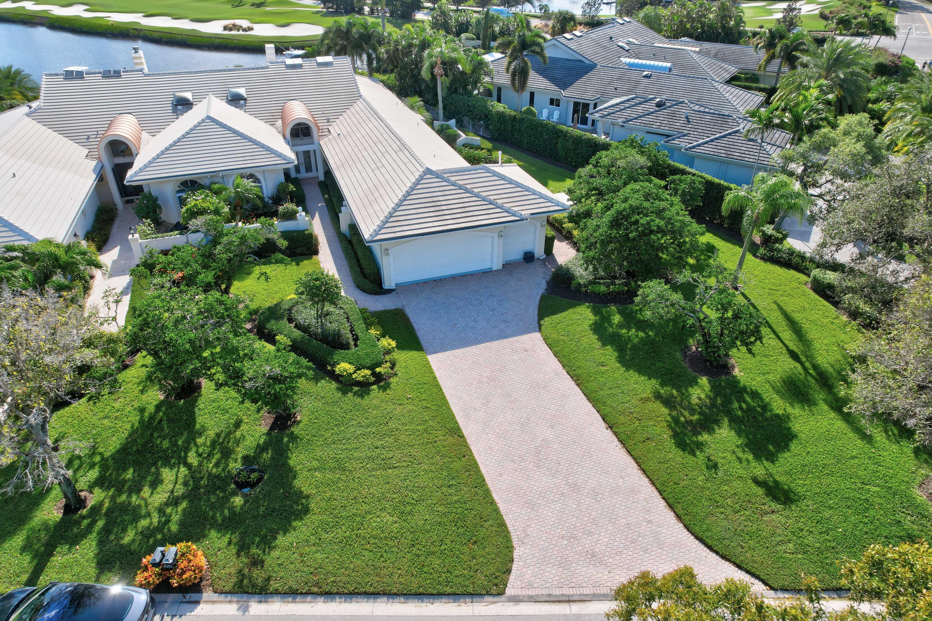 Admirals Cove - Residential