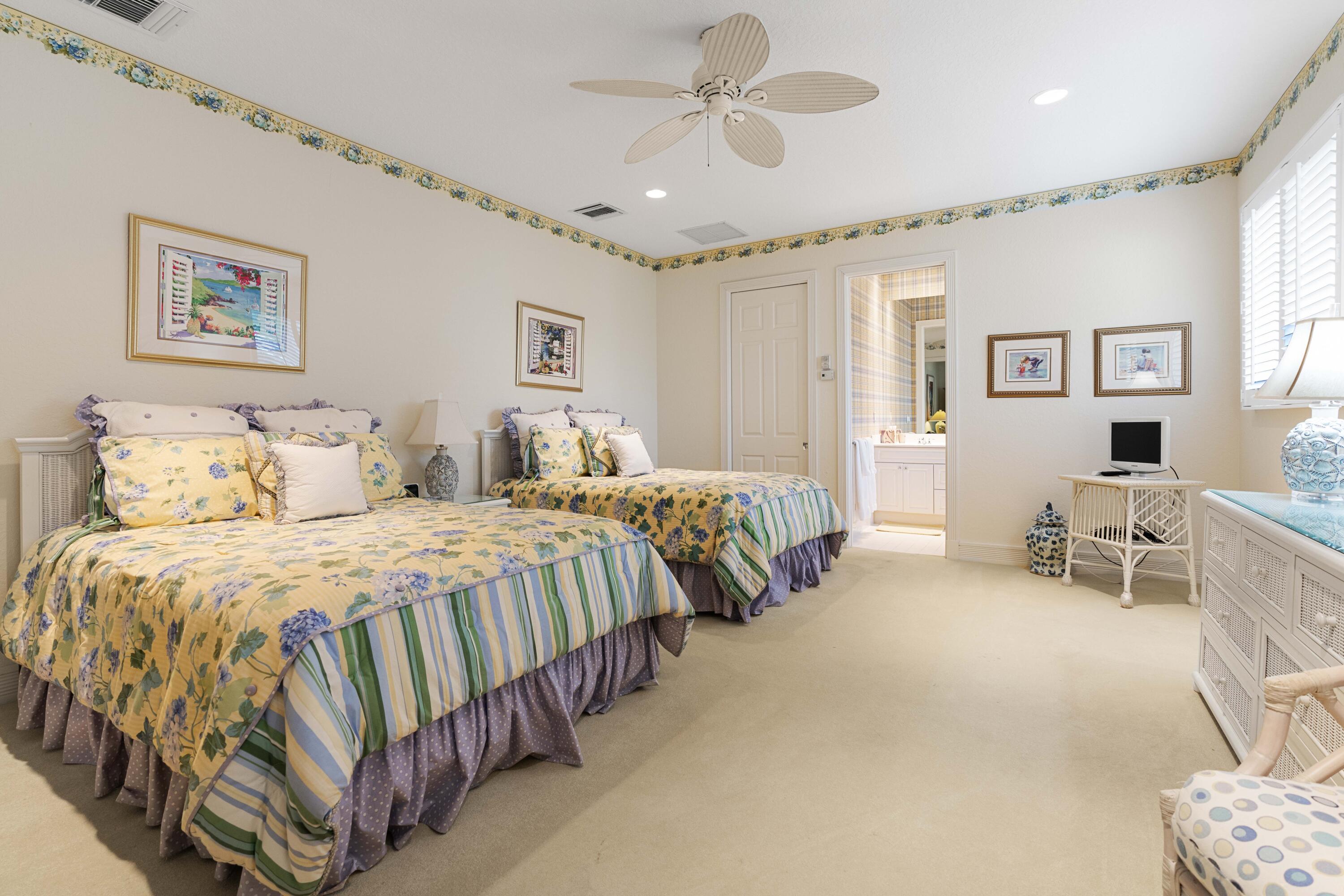 Admirals Cove - Residential