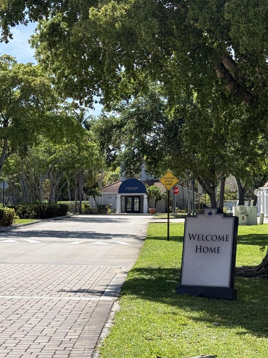 Photo of 711 Lyons Road, Coconut Creek, FL 33063 (MLS # B26011884)