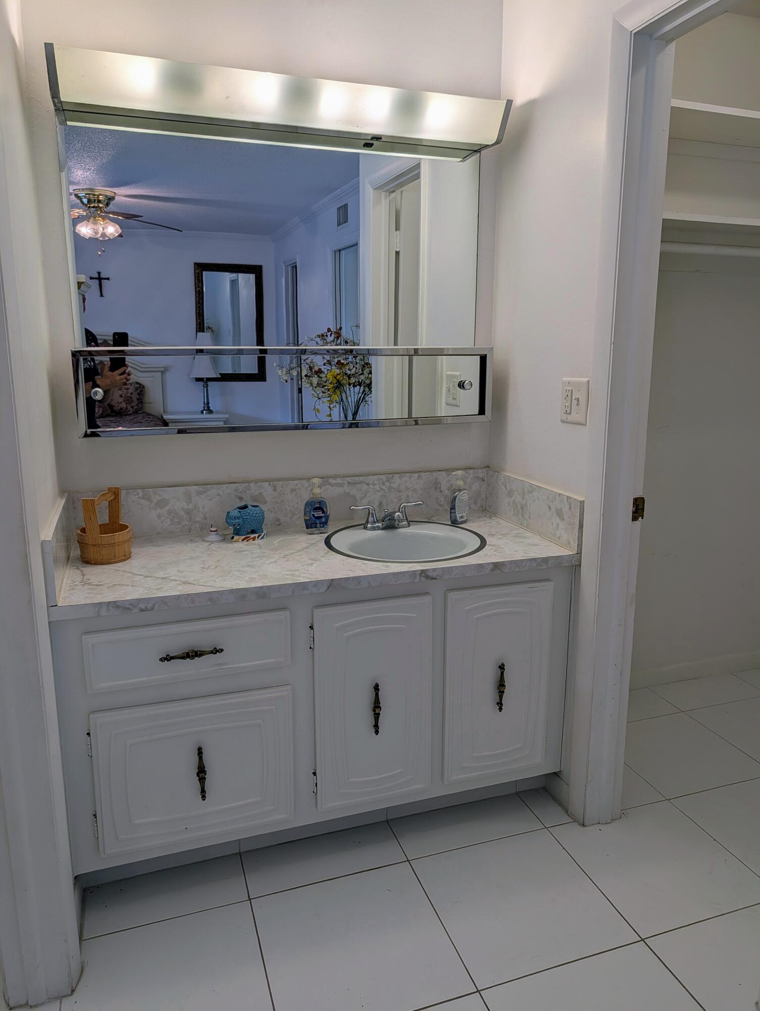 HIGH POINT OF DELRAY BEACH CONDO SEC I - Residential