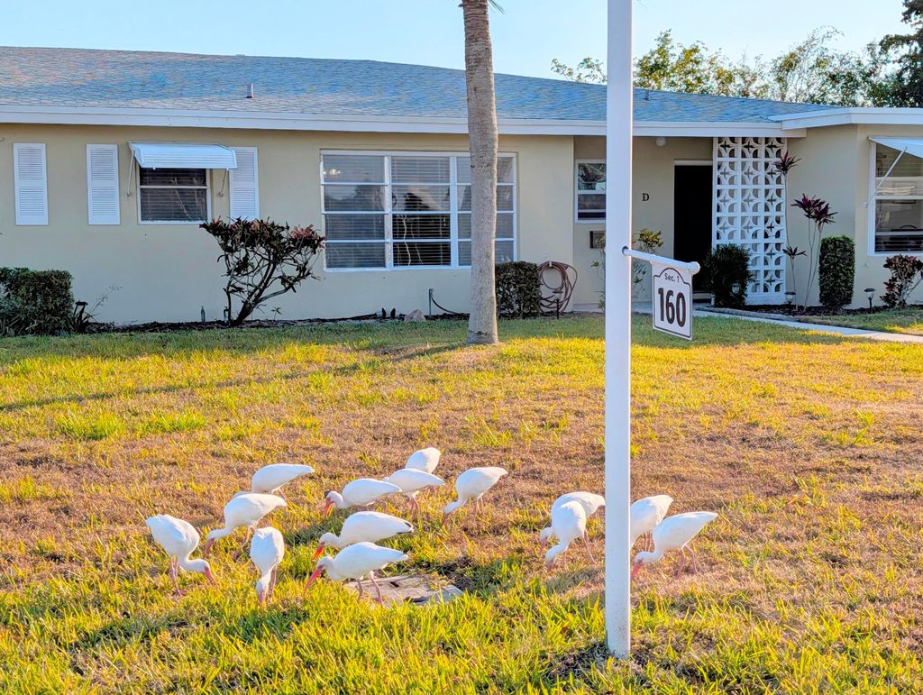 Photo of 160 High Point Terrace E #C, Delray Beach, FL 33445 (MLS # R11161806)