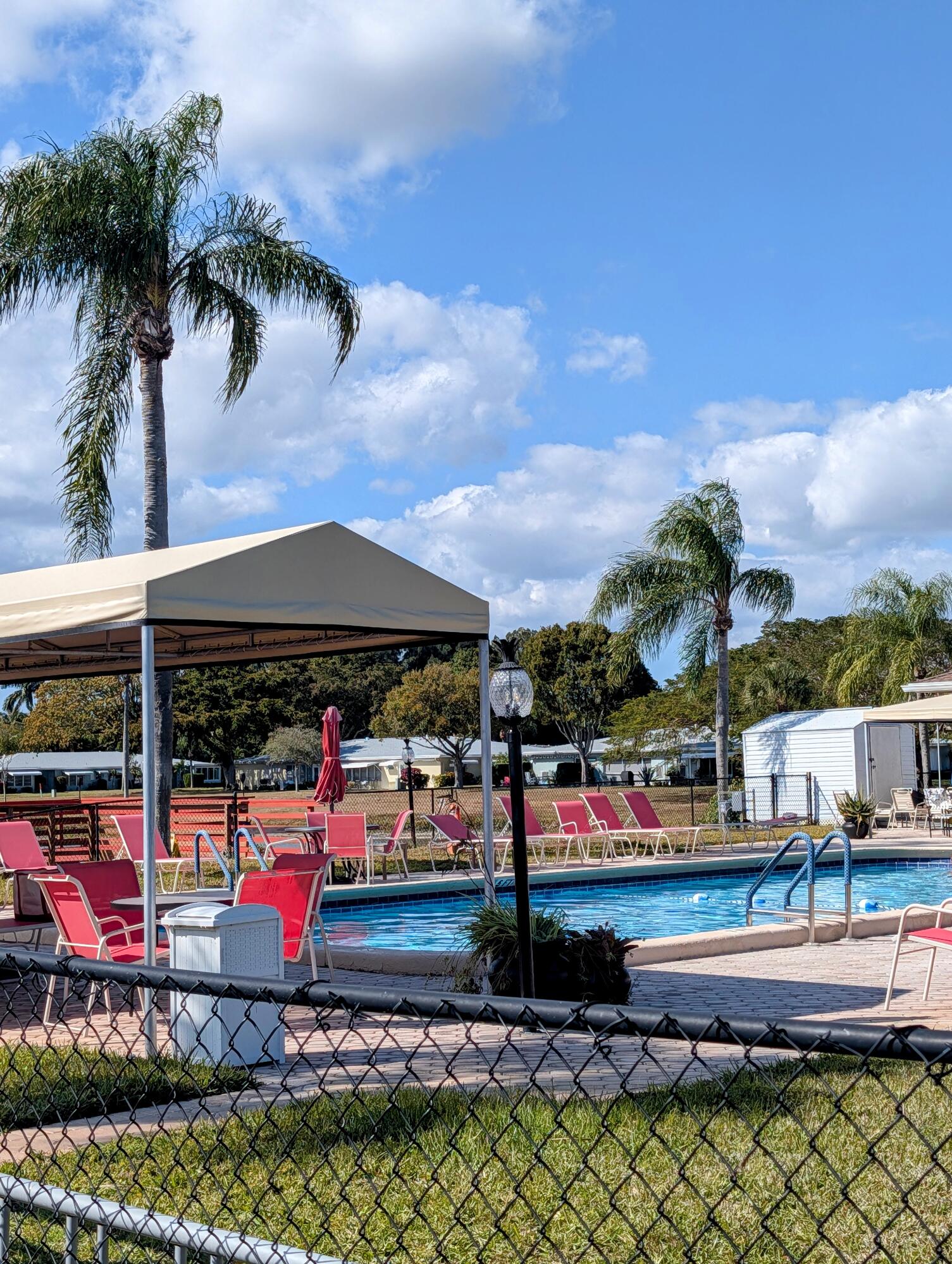 HIGH POINT OF DELRAY BEACH CONDO SEC I - Residential