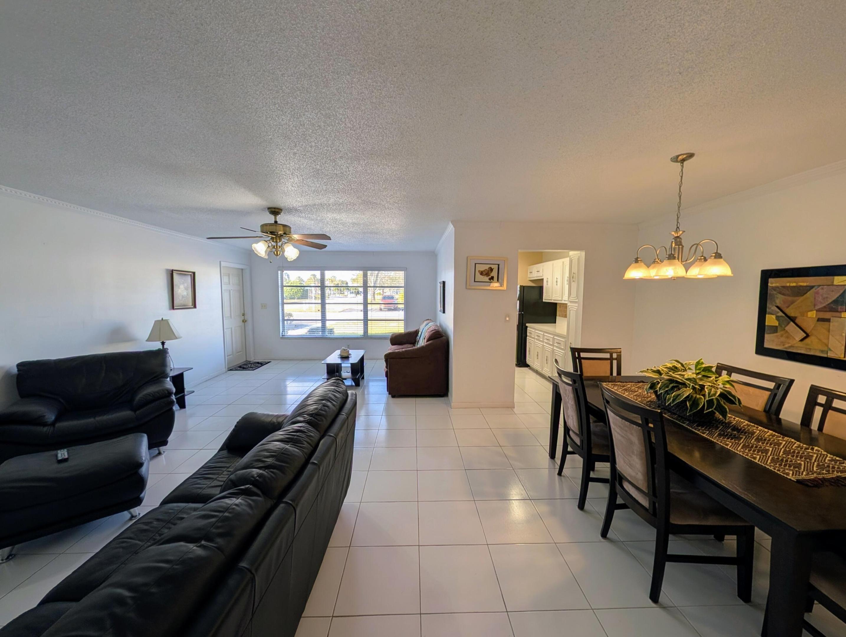 HIGH POINT OF DELRAY BEACH CONDO SEC I - Residential