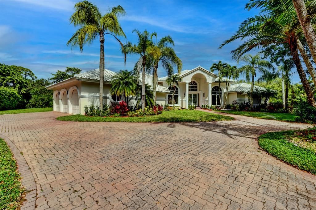 Photo of 7513 NW 47th Drive, Coral Springs, FL 33067 (MLS # R10699159)