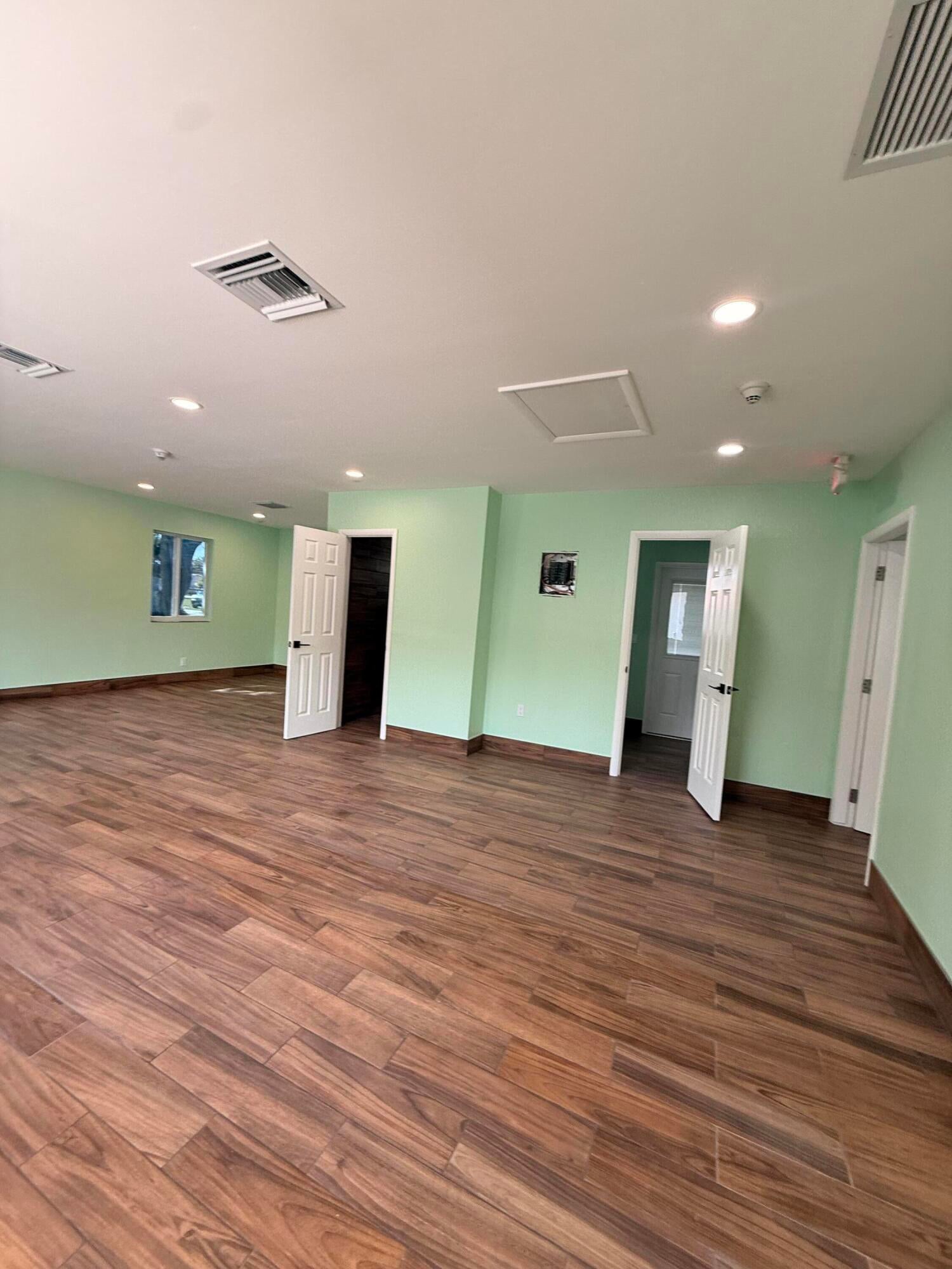 111 SW 10th Avenue