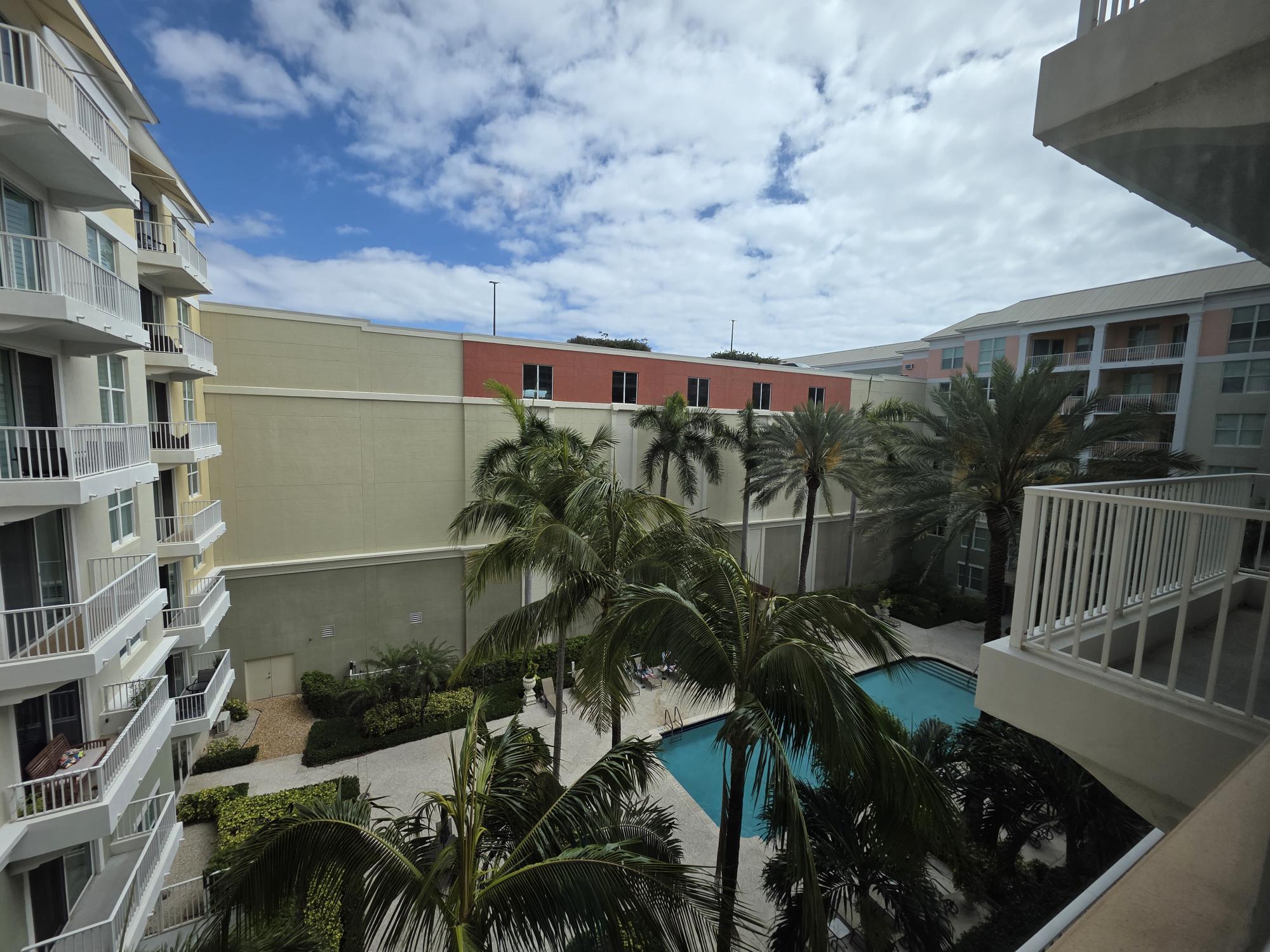 MOORINGS AT LANTANA CONDO 2 - Residential