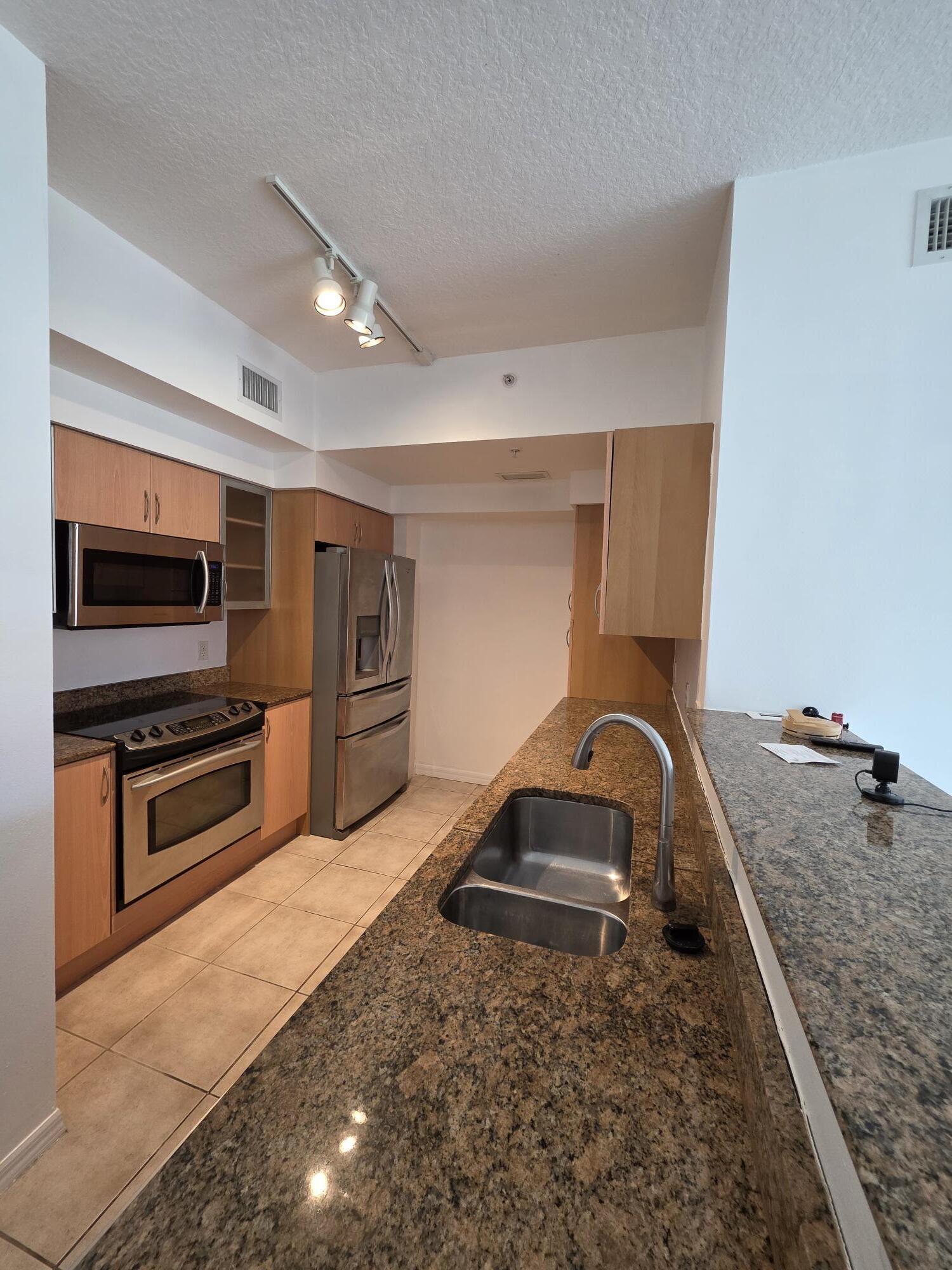 MOORINGS AT LANTANA CONDO 2 - Residential