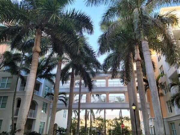 804 E Windward Way 508