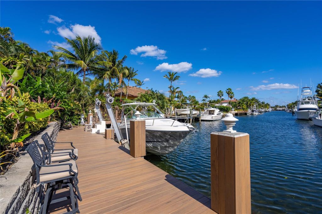 Photo of 2432 NE 22nd Avenue, Lighthouse Point, FL 33064 (MLS # F10545724)