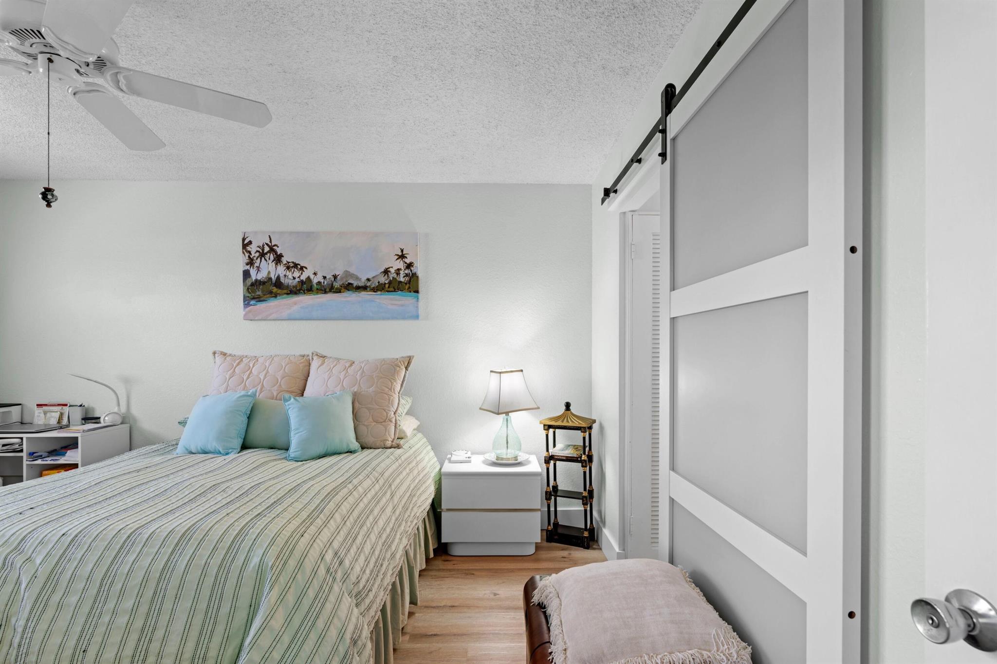 HAMPTON GARDENS 1 CONDO - Residential