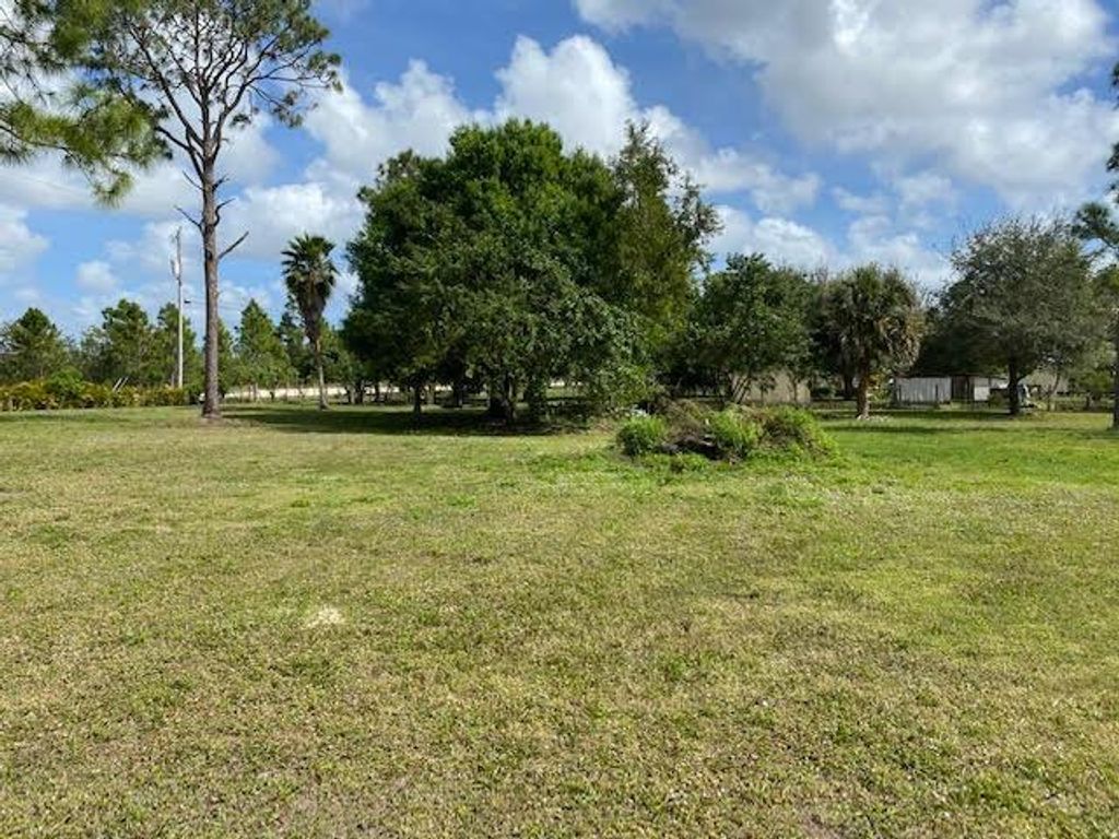 Photo of 0 N 50th Street, Loxahatchee, FL 33470 (MLS # R10736601)