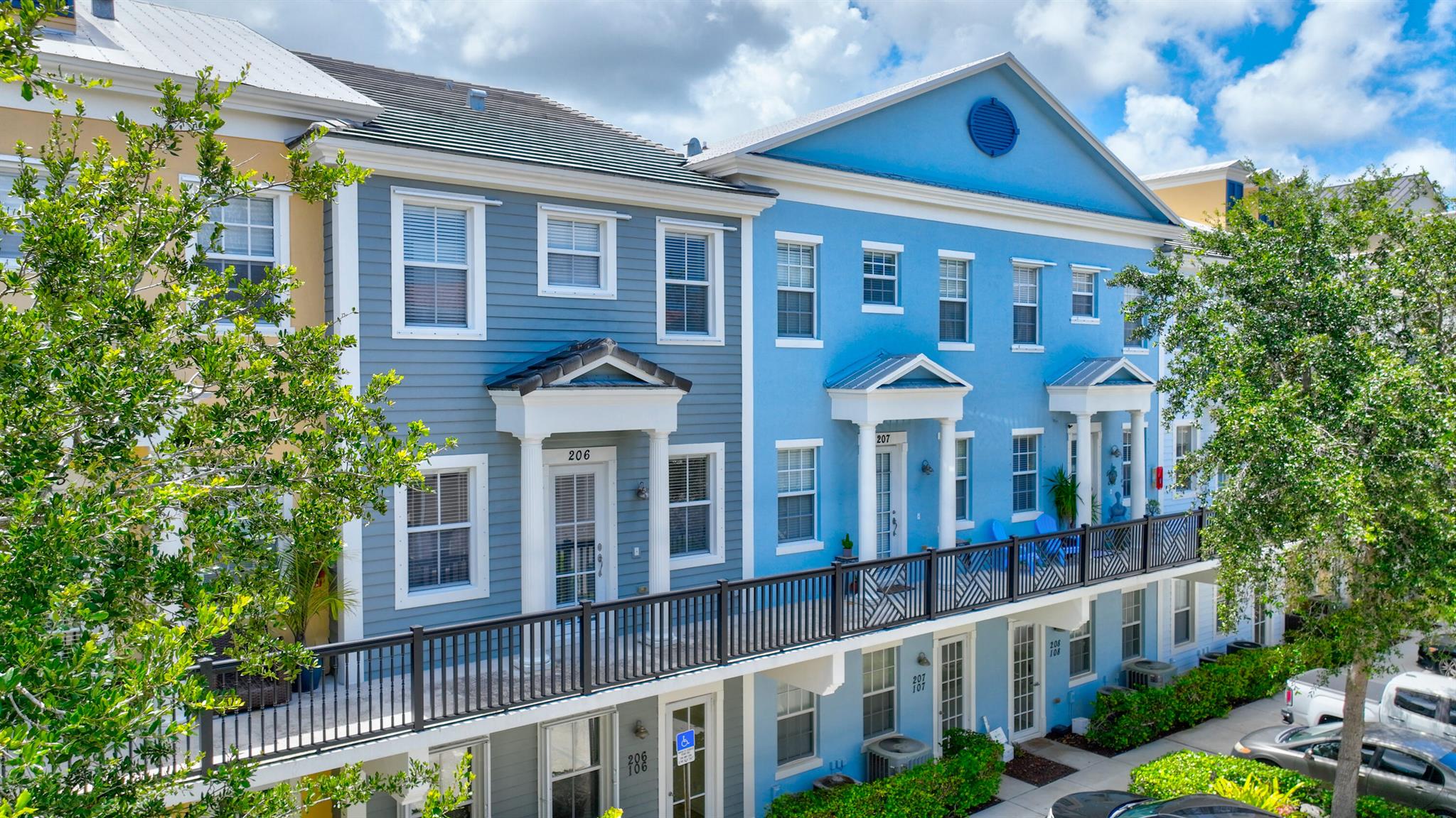 GREENWICH RESIDENTIAL CON - Residential Lease