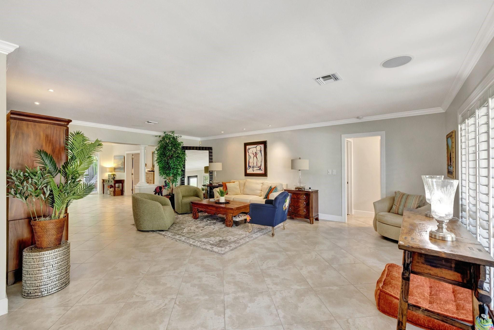 2601 NE 27th Terrace