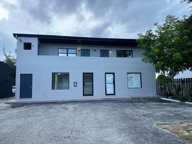 Photo of 1337 NE 4TH Avenue, Fort Lauderdale, FL 33304 (MLS # B26061083)