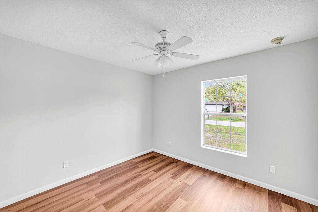 PORT ST LUCIE SECTION 8 - Residential Lease