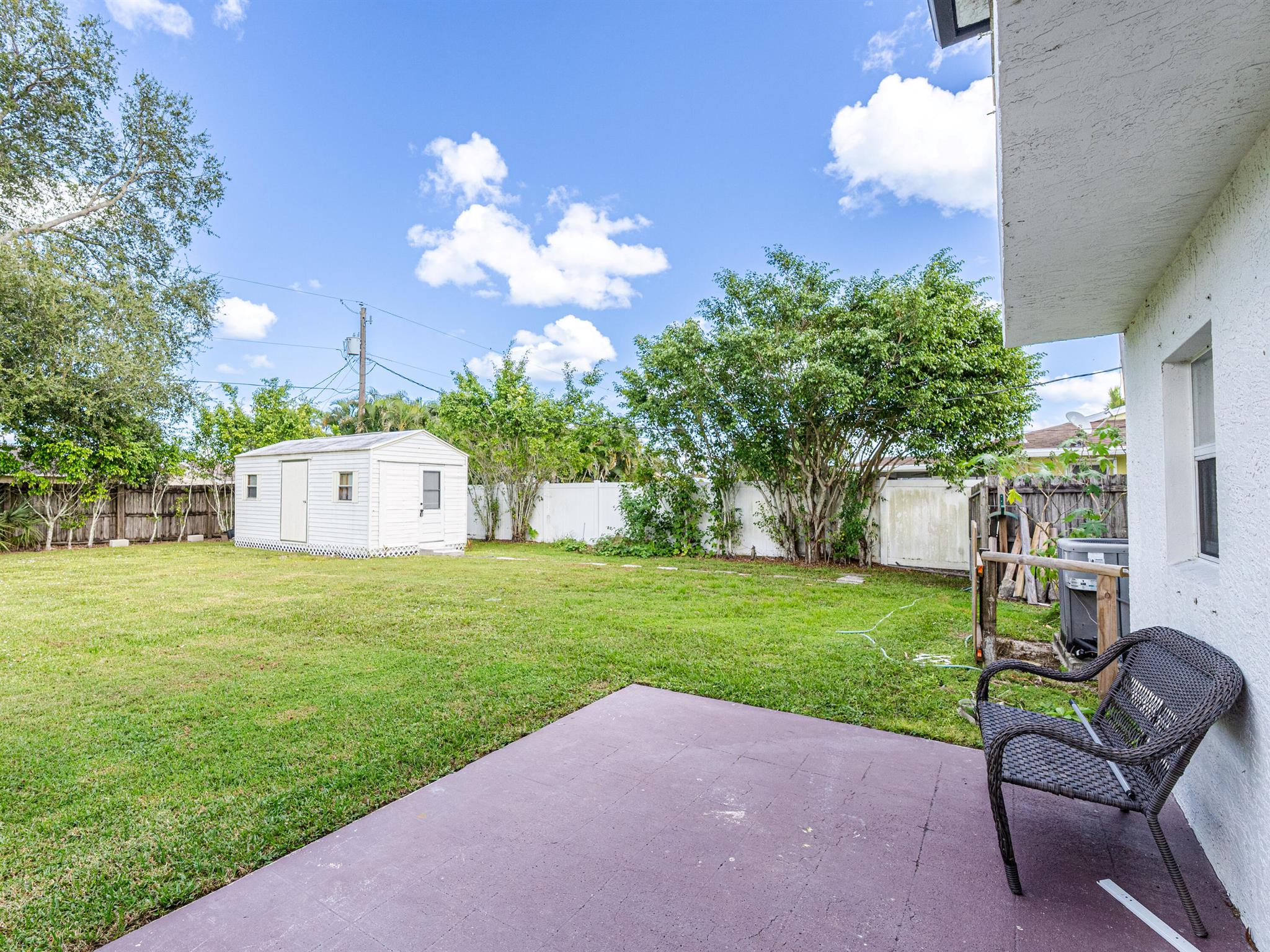 PORT ST LUCIE SECTION 4 - Residential Lease