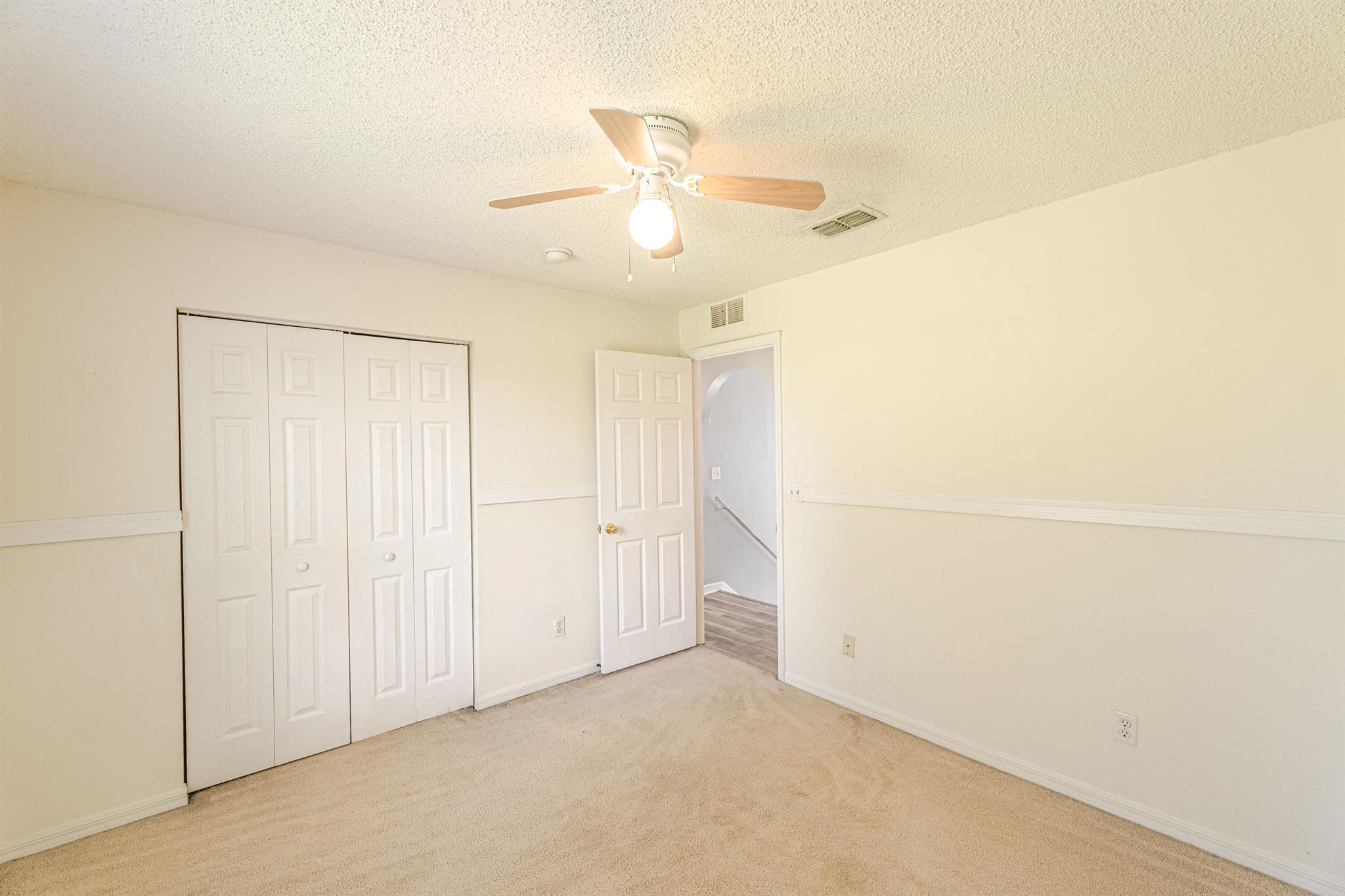 PORT ST LUCIE SECTION 4 - Residential Lease