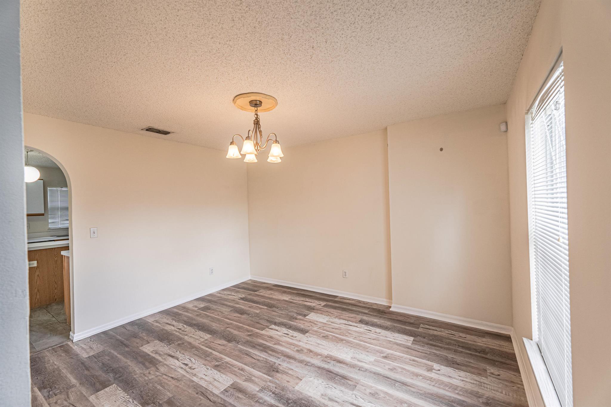 PORT ST LUCIE SECTION 4 - Residential Lease