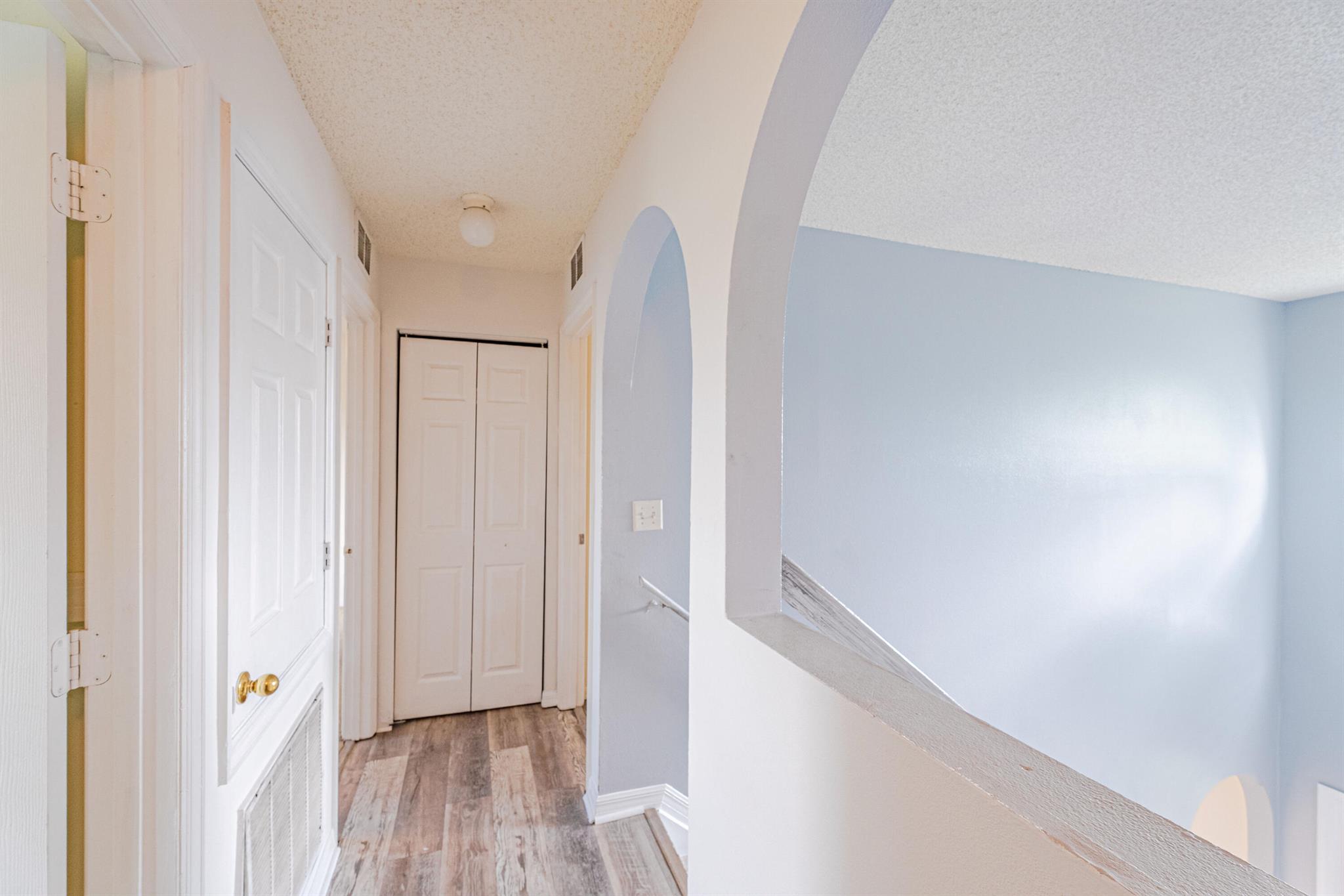 PORT ST LUCIE SECTION 4 - Residential Lease