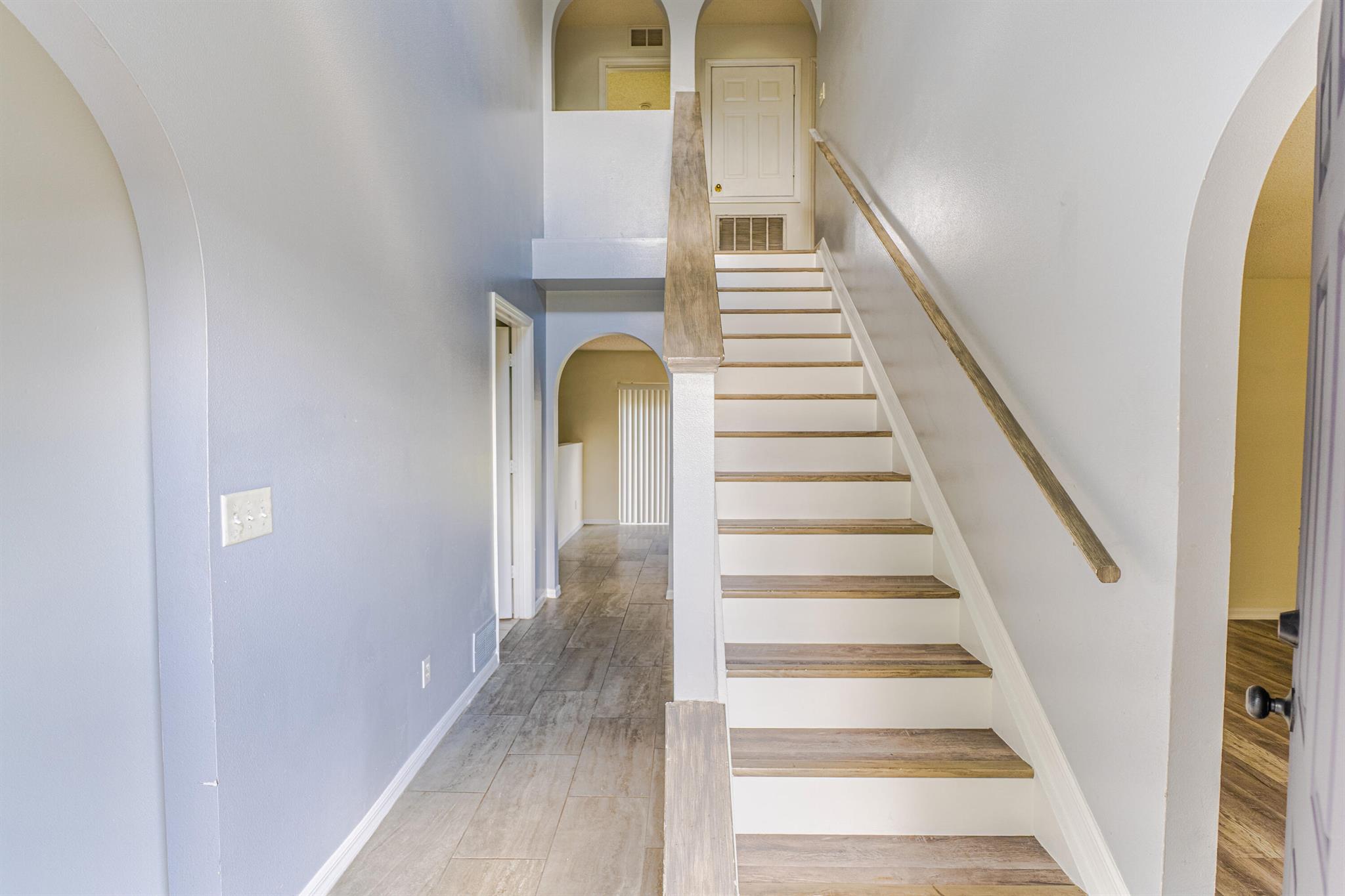 PORT ST LUCIE SECTION 4 - Residential Lease