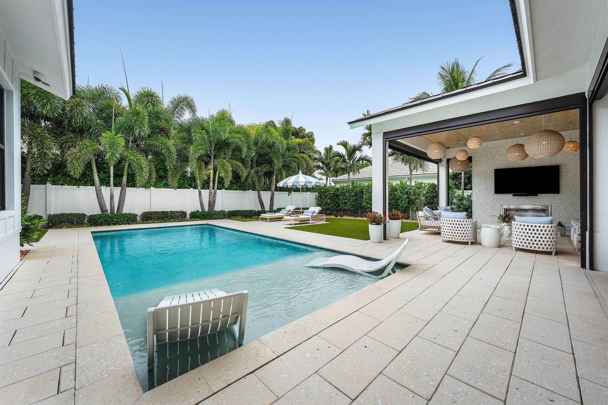 S/D OF 8-46-43 - Residential