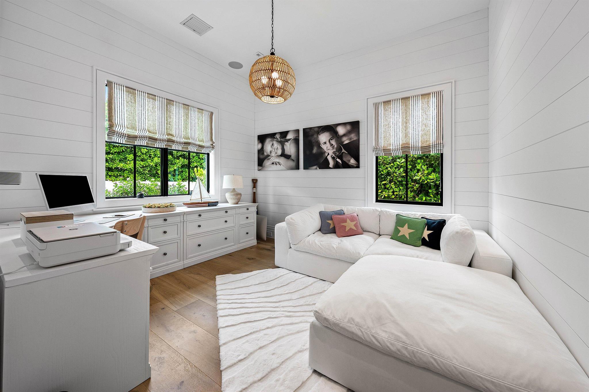 S/D OF 8-46-43 - Residential