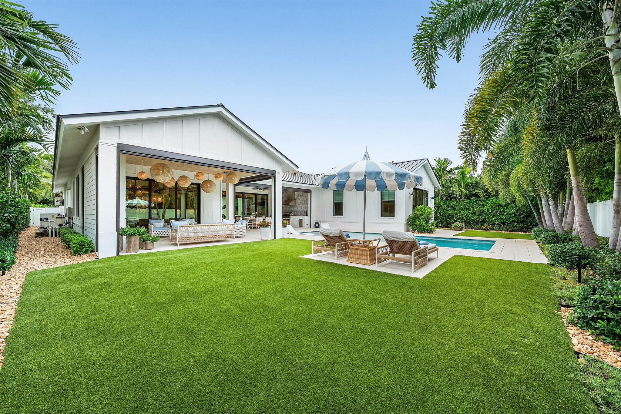 10 NW 17th Street