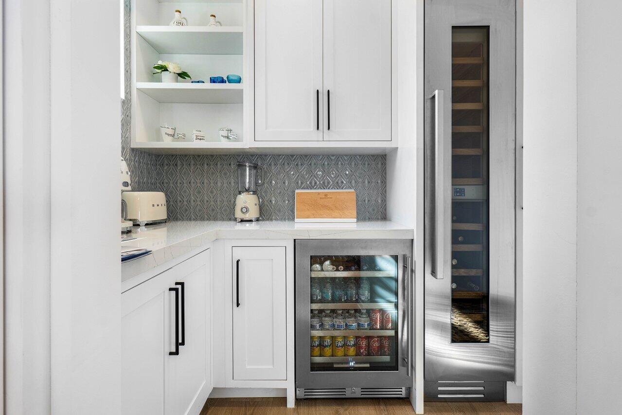 S/D OF 8-46-43 - Residential