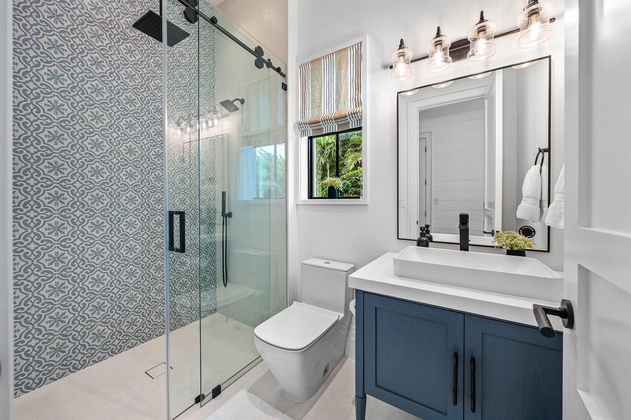 S/D OF 8-46-43 - Residential