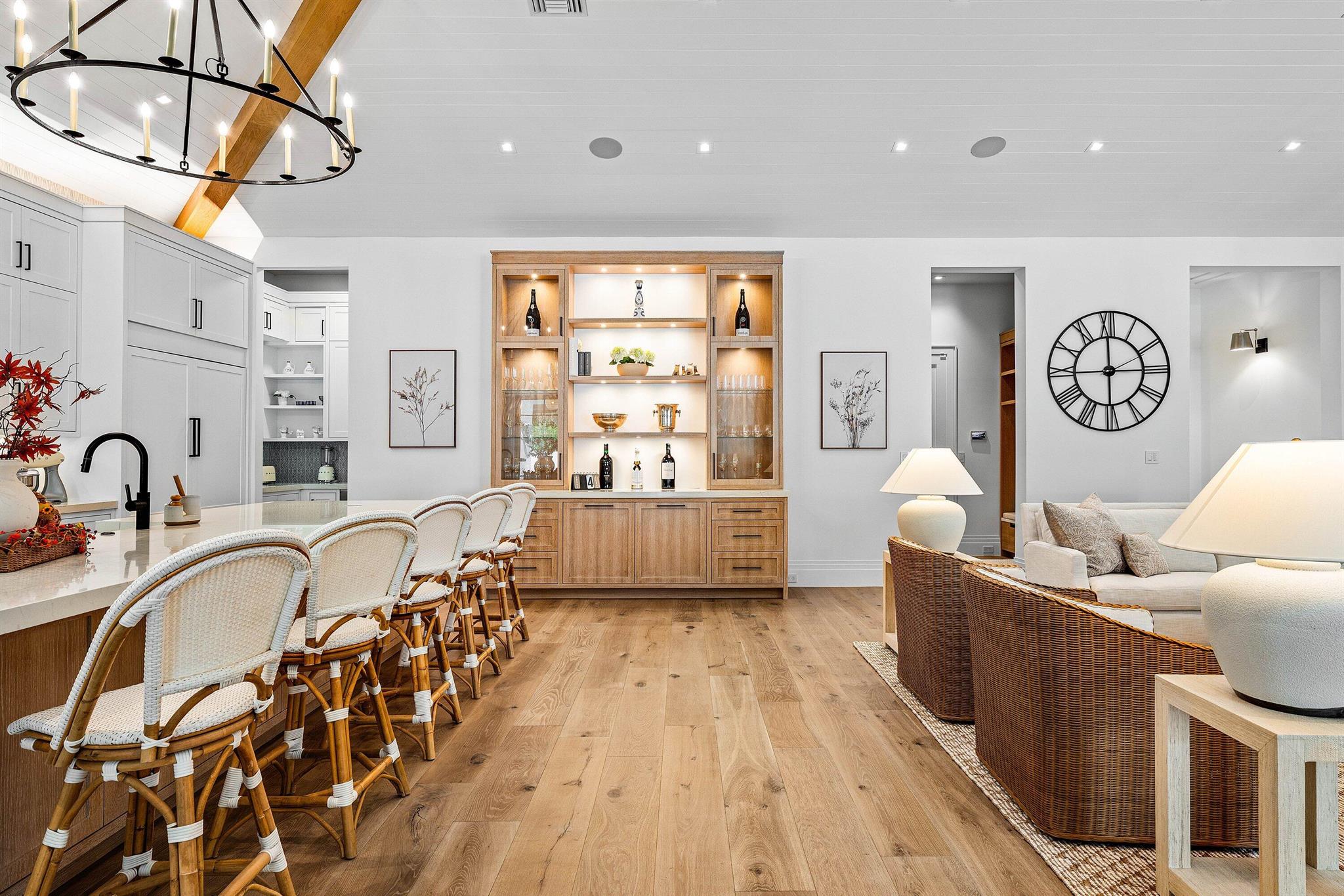 S/D OF 8-46-43 - Residential