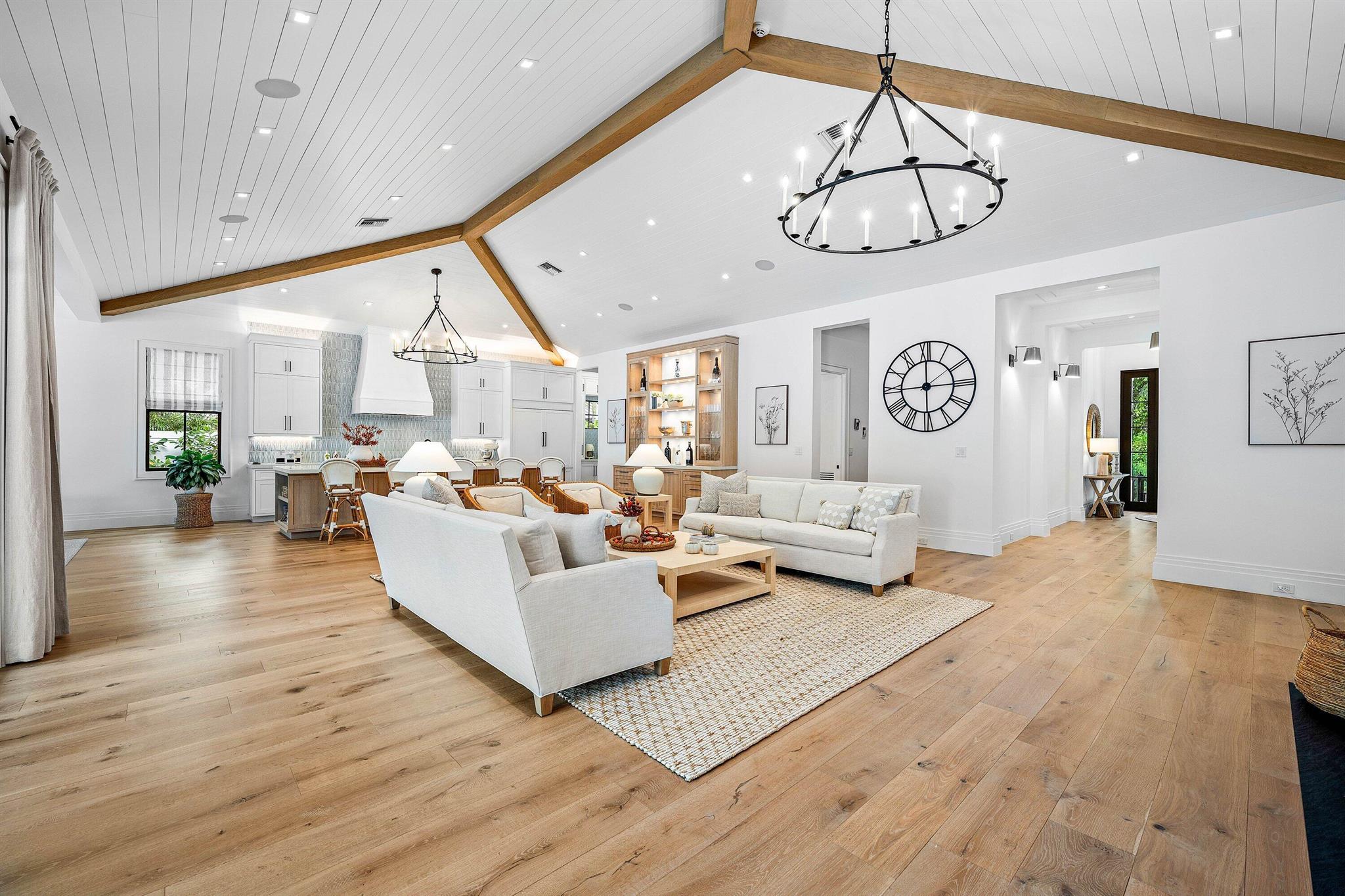 S/D OF 8-46-43 - Residential