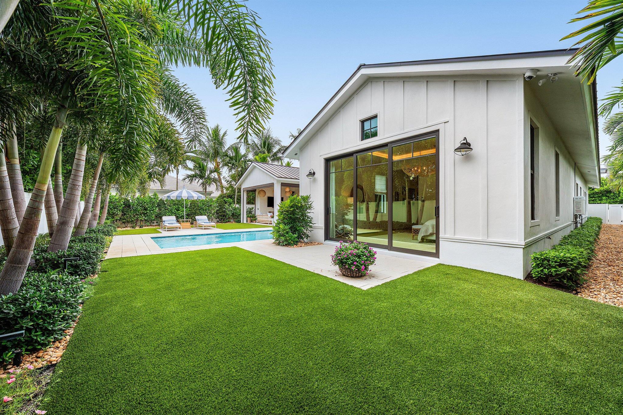 S/D OF 8-46-43 - Residential