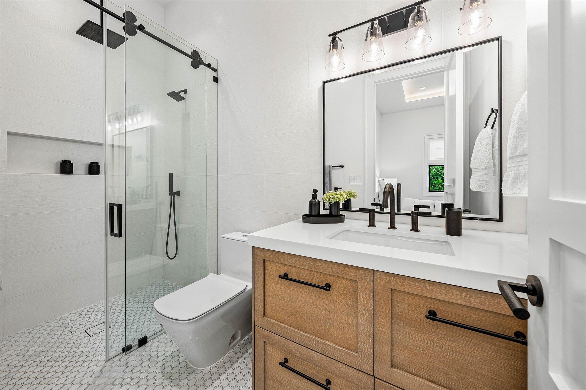 S/D OF 8-46-43 - Residential