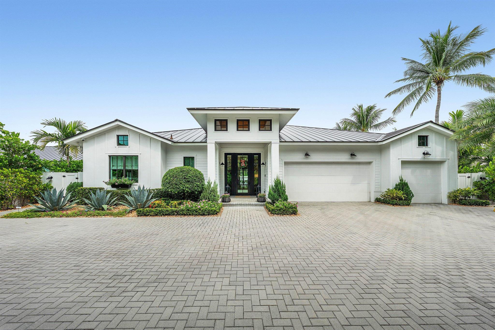 S/D OF 8-46-43 - Residential