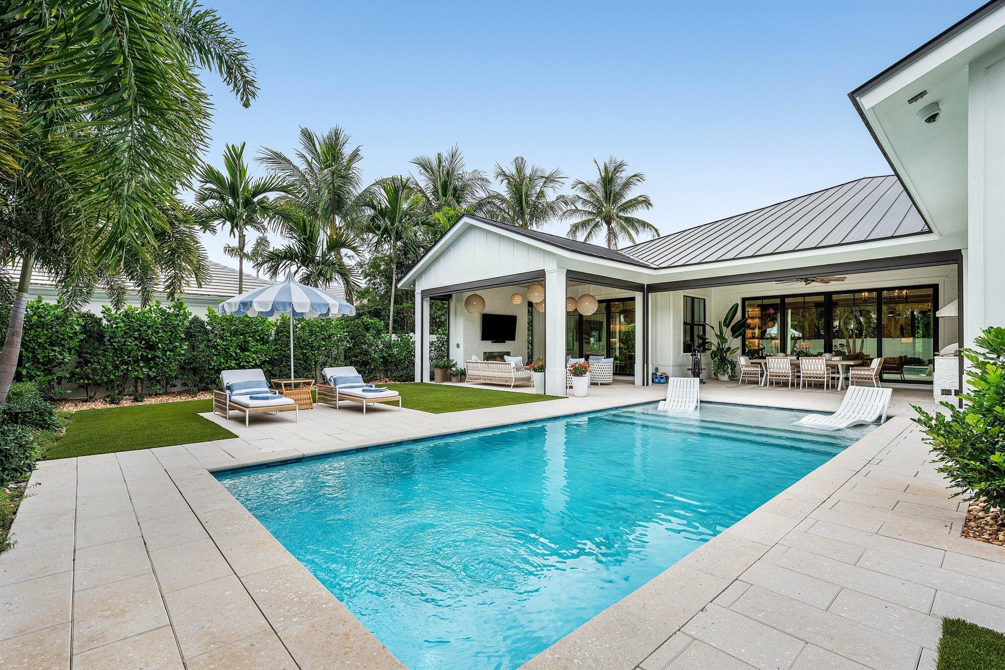 S/D OF 8-46-43 - Residential