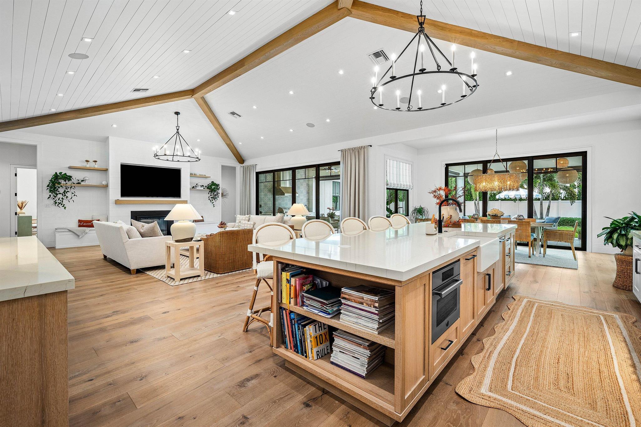 S/D OF 8-46-43 - Residential