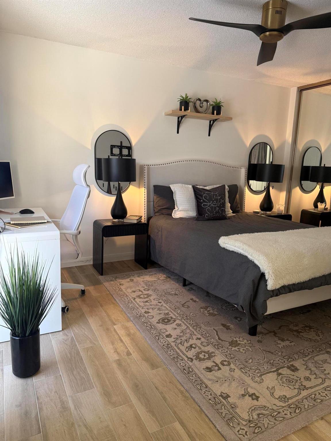 LAKE CATHERINE - Residential