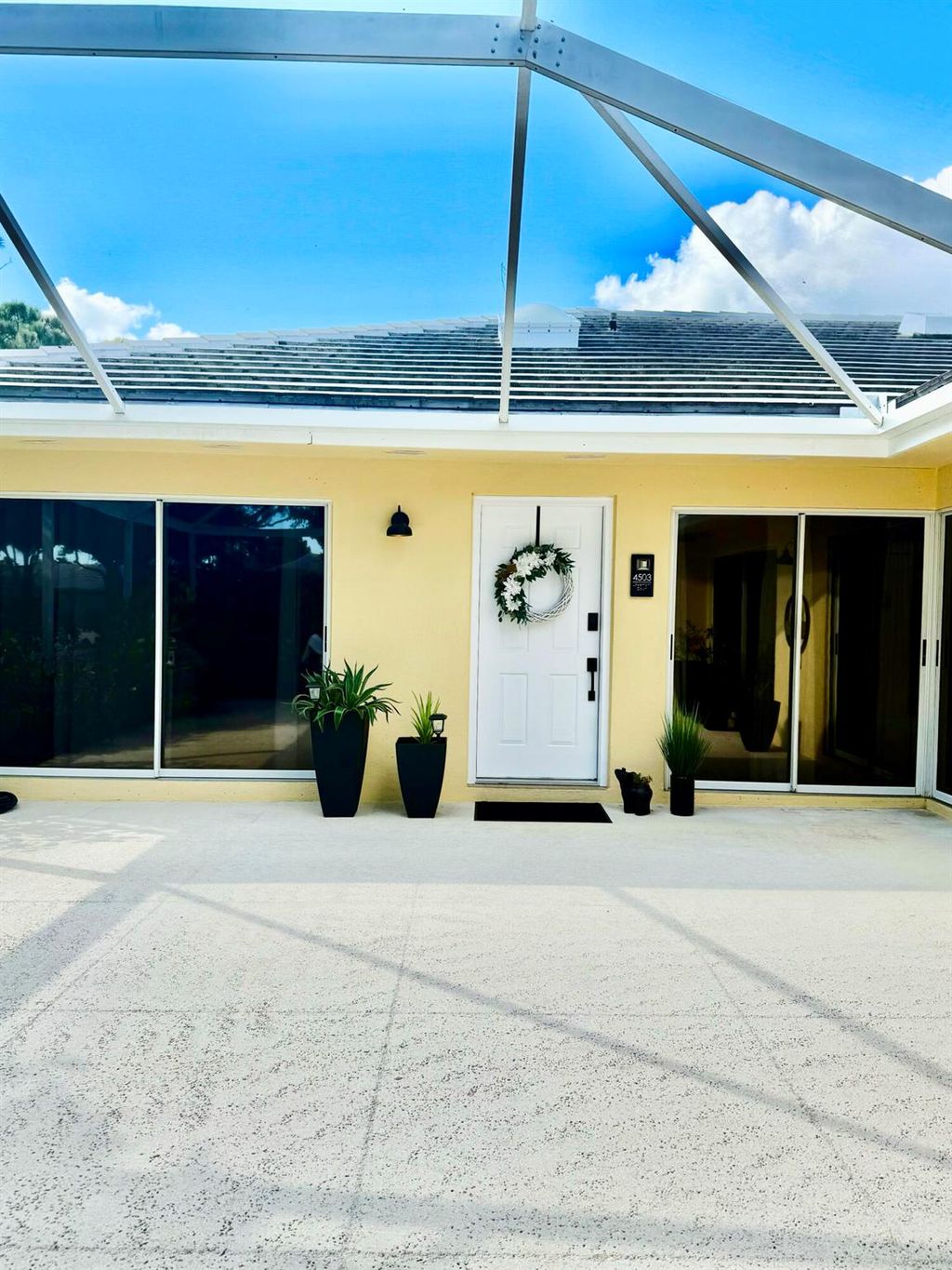 Photo of 4503 Lakemont Ct, Palm Beach Gardens, FL 33403 (MLS # R11140769)