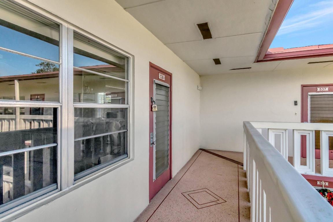 View photos, virtual tours, details... 536 Fanshaw M