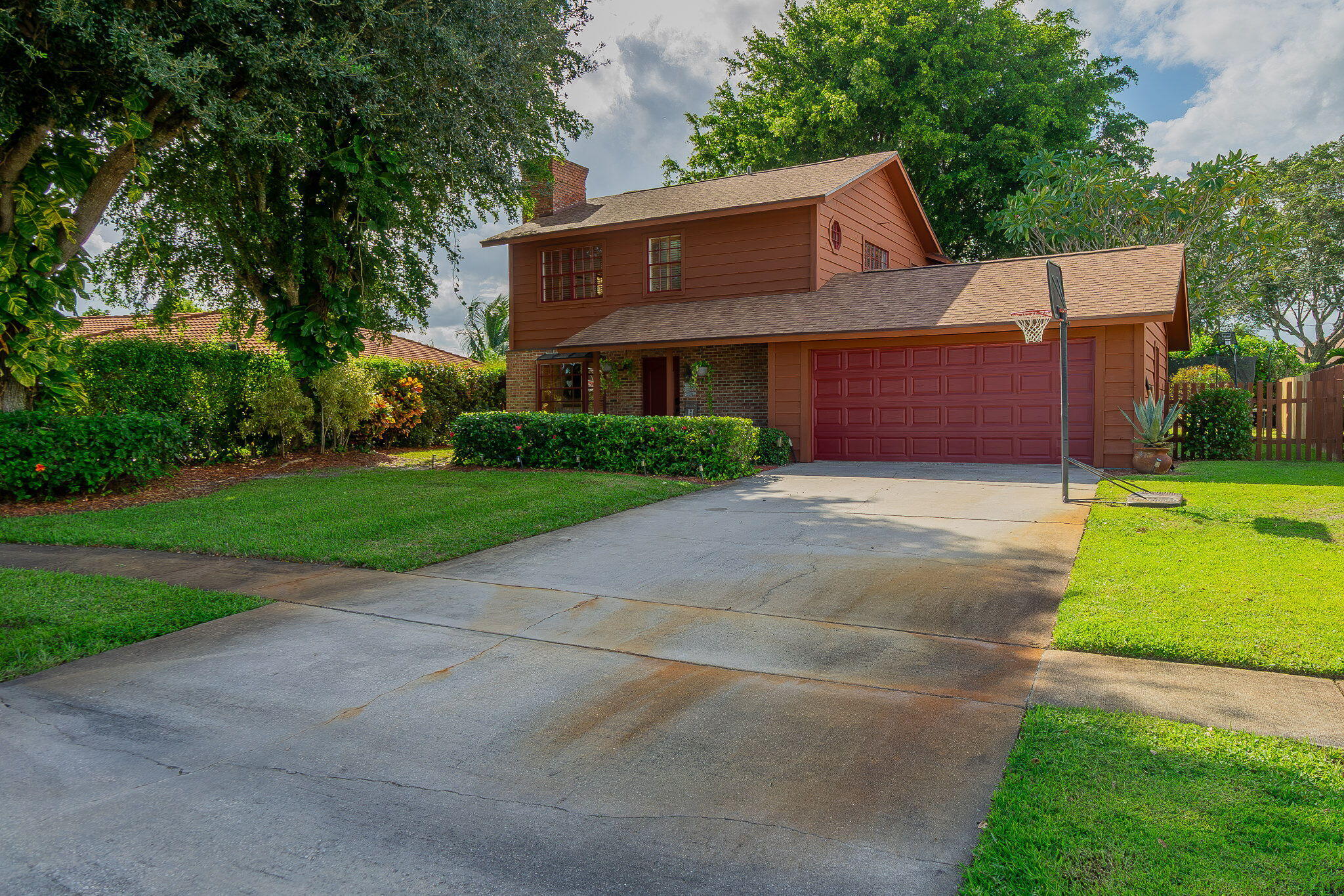 Properties 1551 Wyndcliff Drive