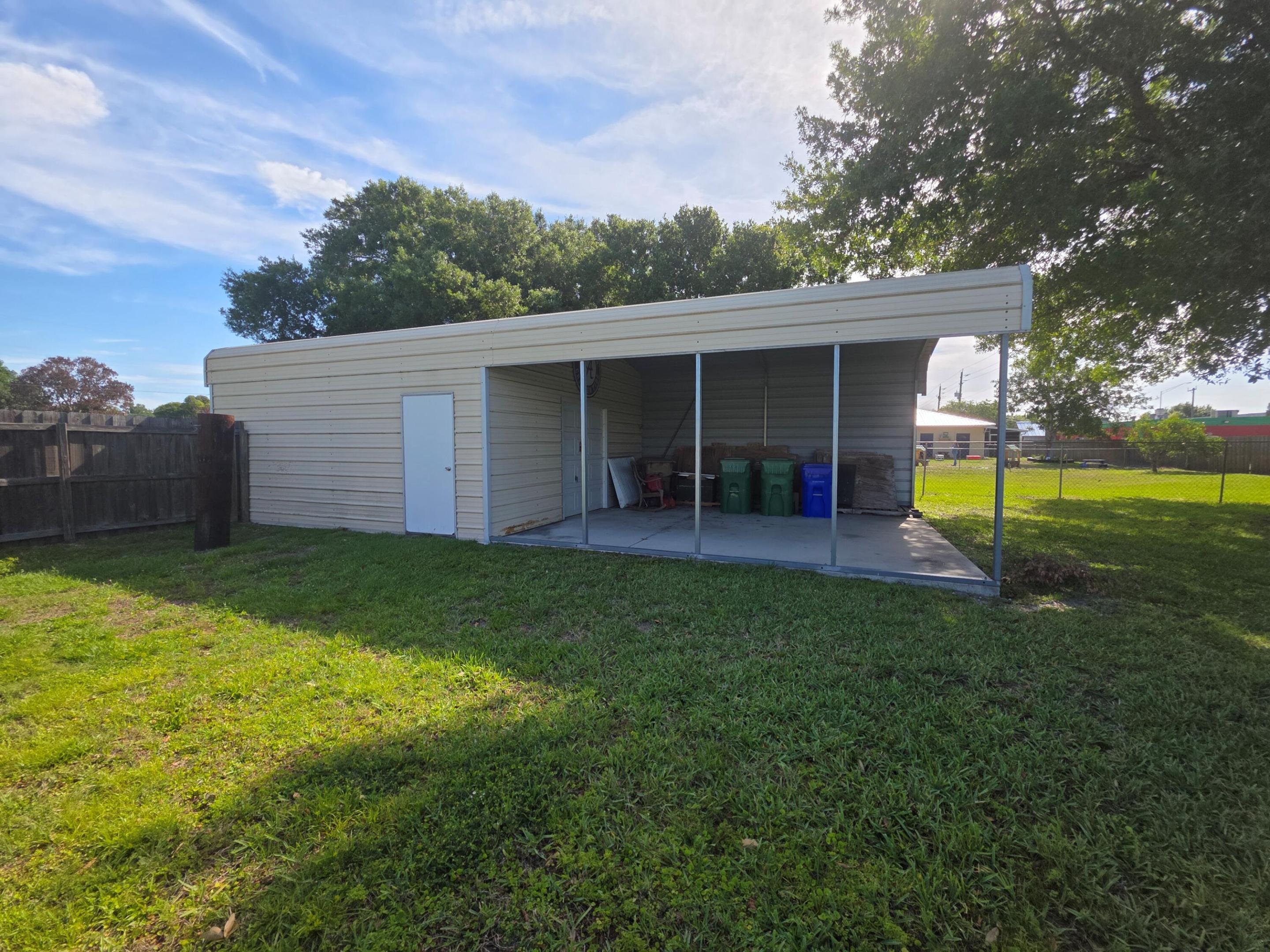 1019 NW 2nd Street
