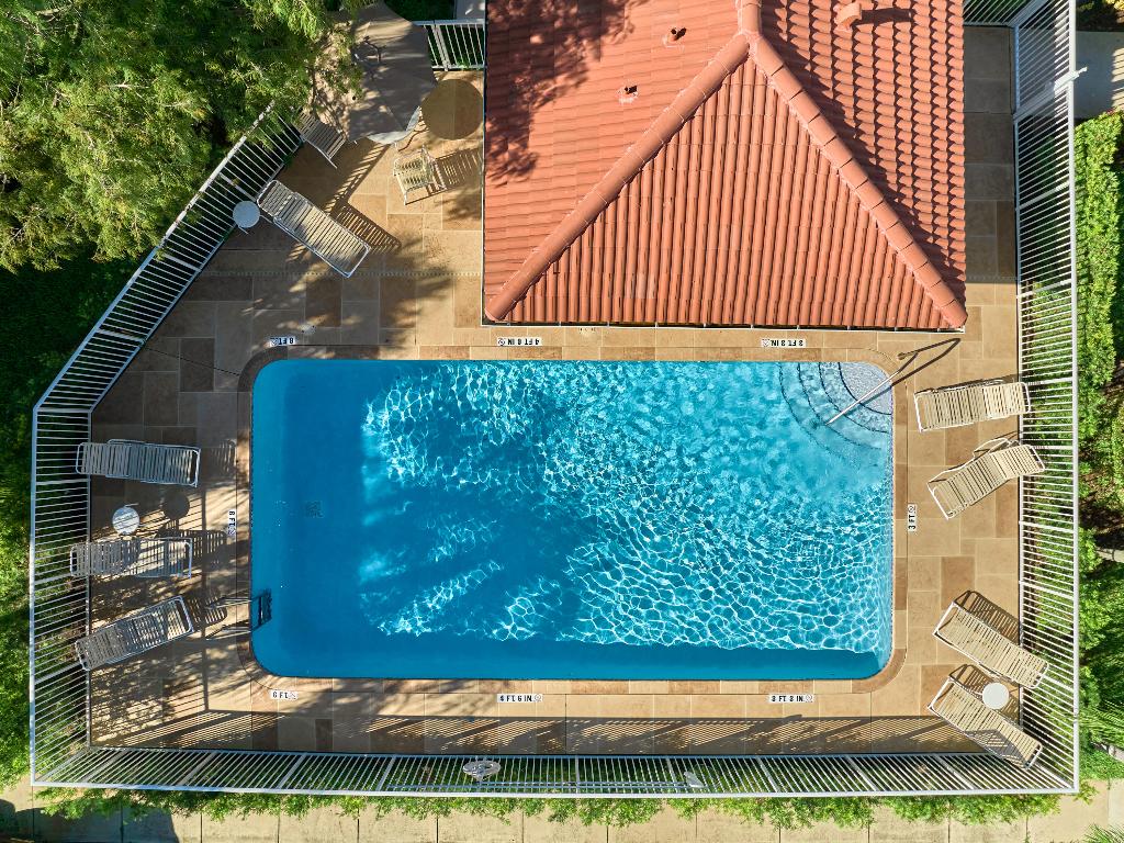 Pelican Point - Residential