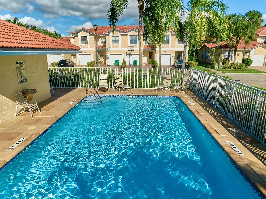 Pelican Point - Residential