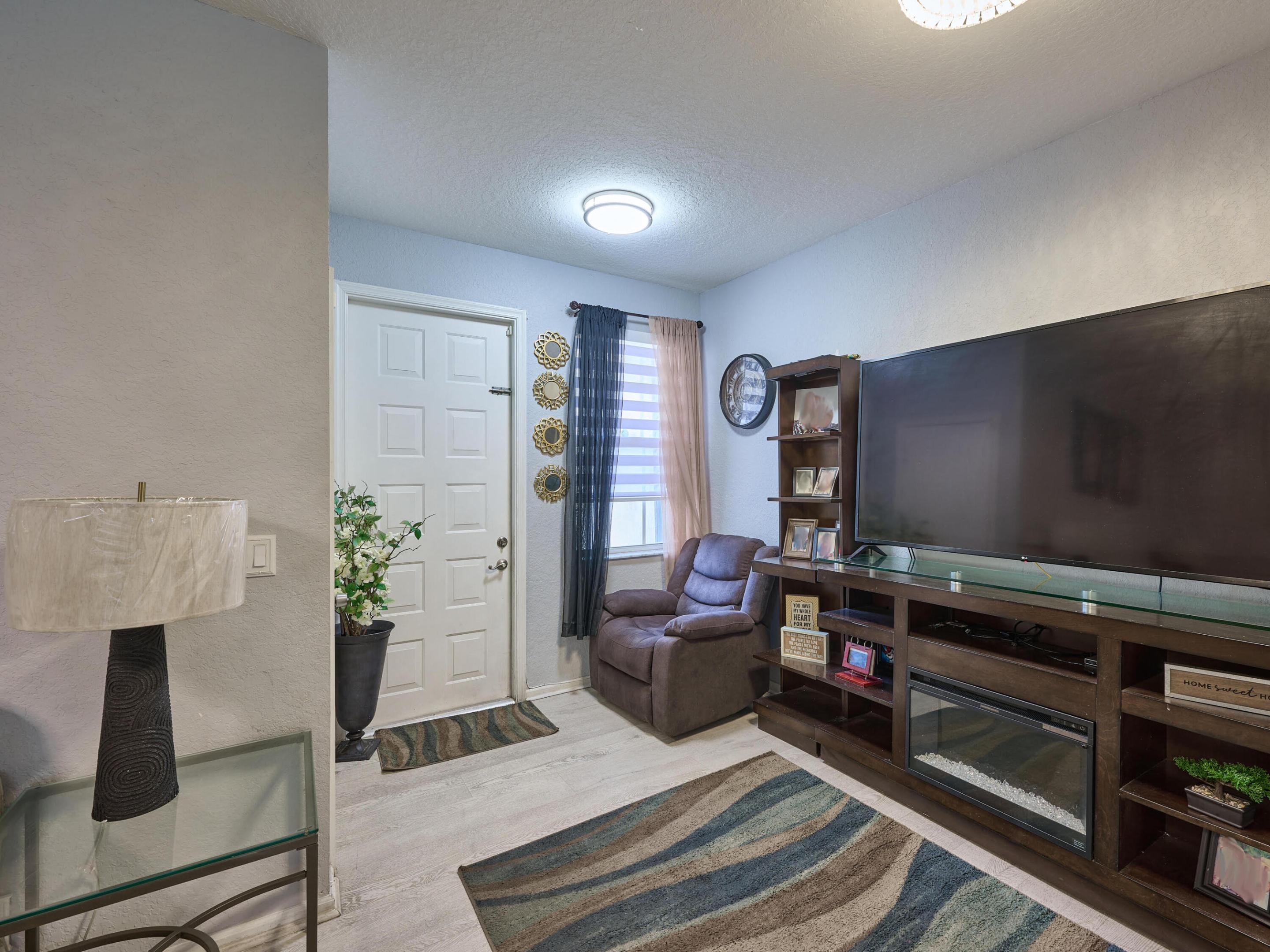 Pelican Point - Residential