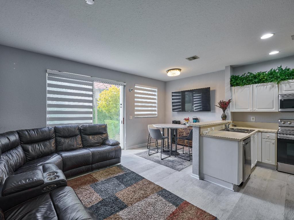 Pelican Point - Residential