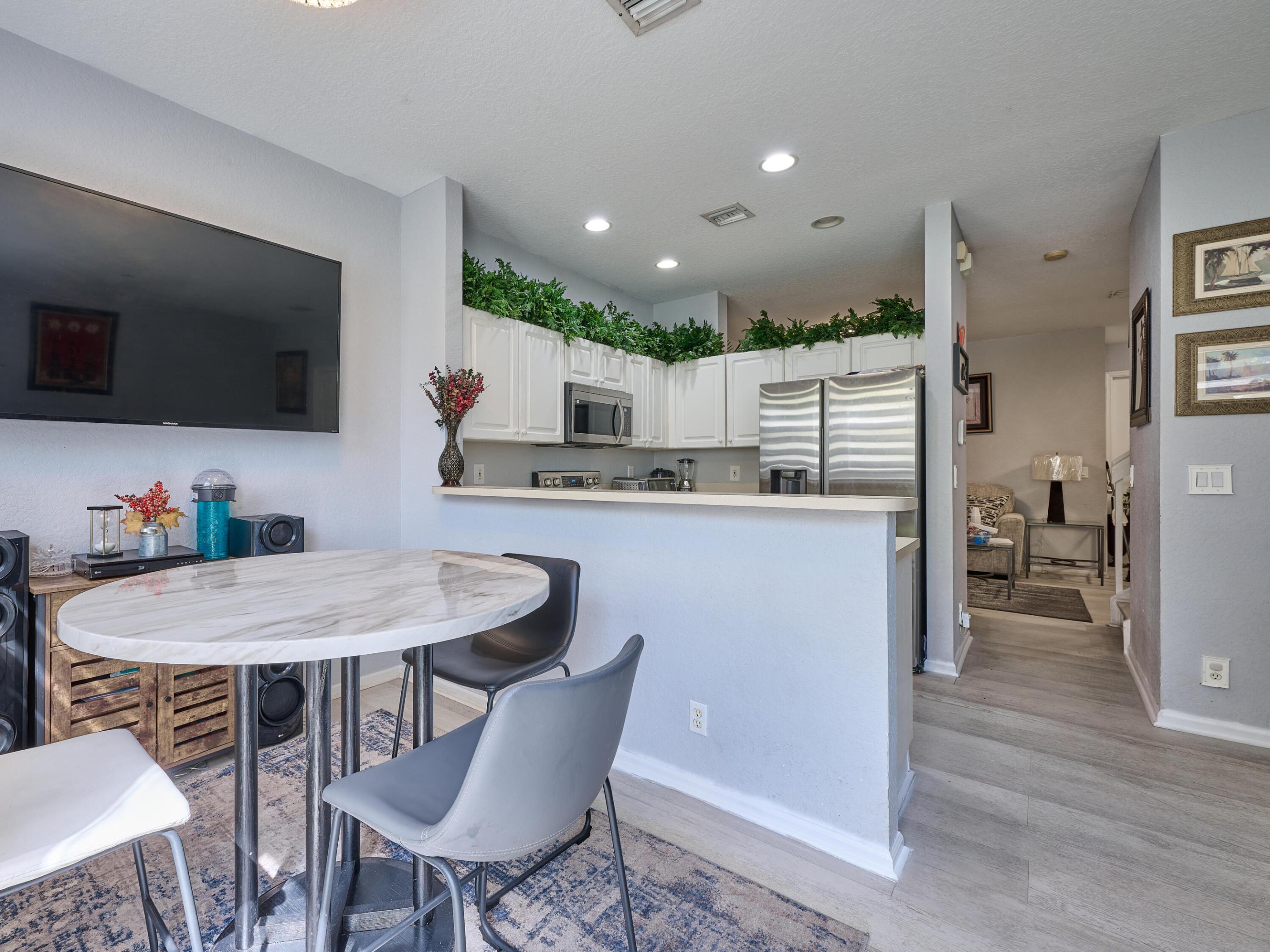 Pelican Point - Residential