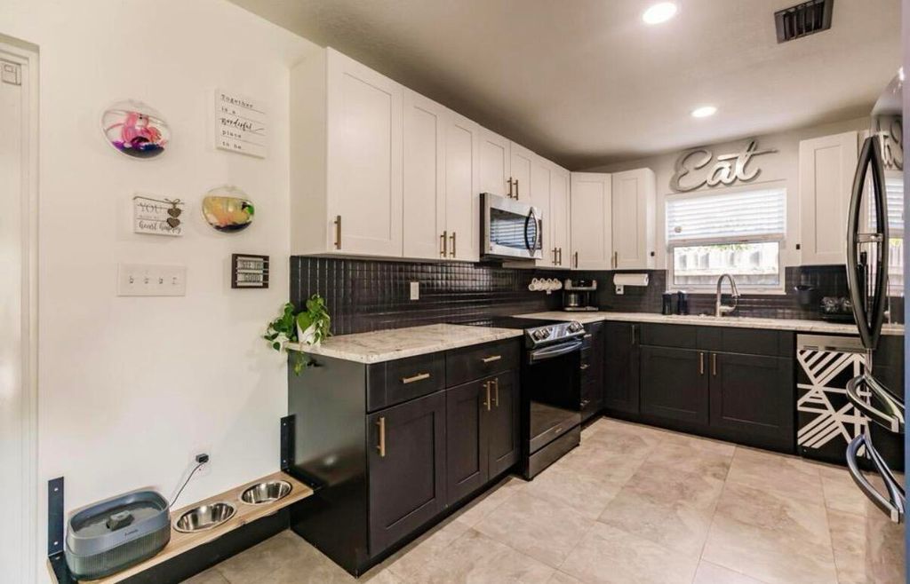 Photo of 1605 N N Street N, Lake Worth Beach, FL 33460 (MLS # R11161167)