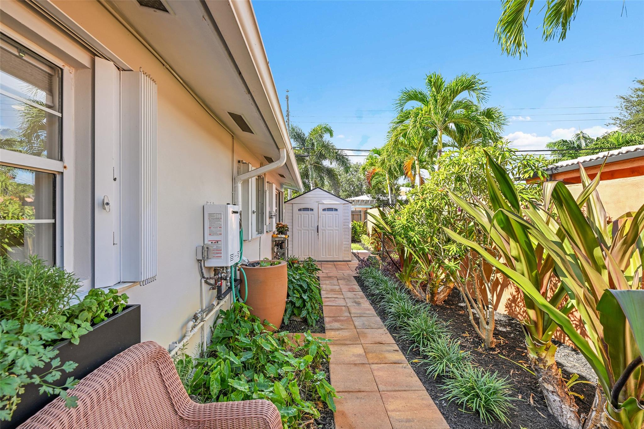 Mary-Knoll 39-48 B - Residential